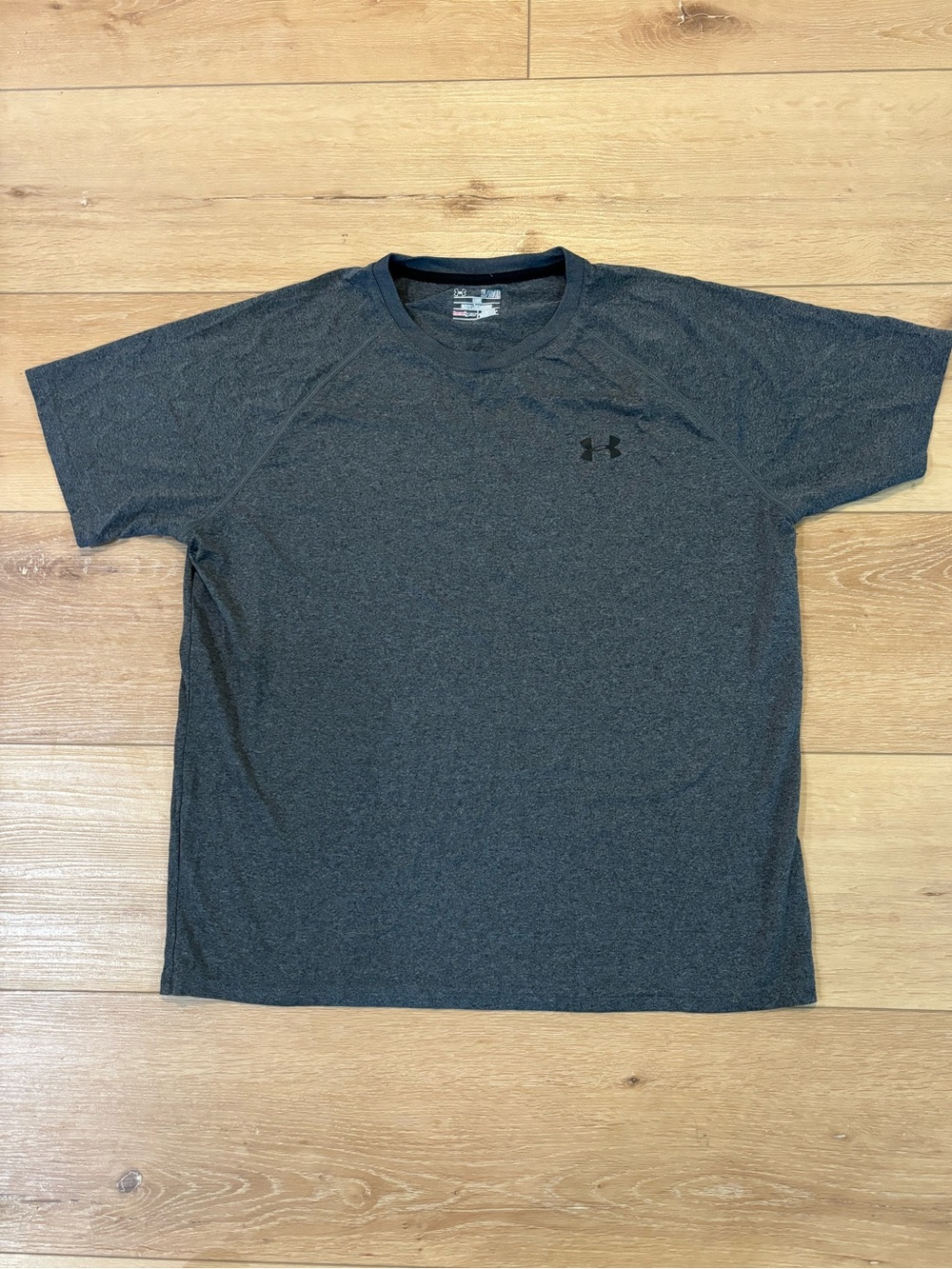 Under Armour Men's Tshirt XL